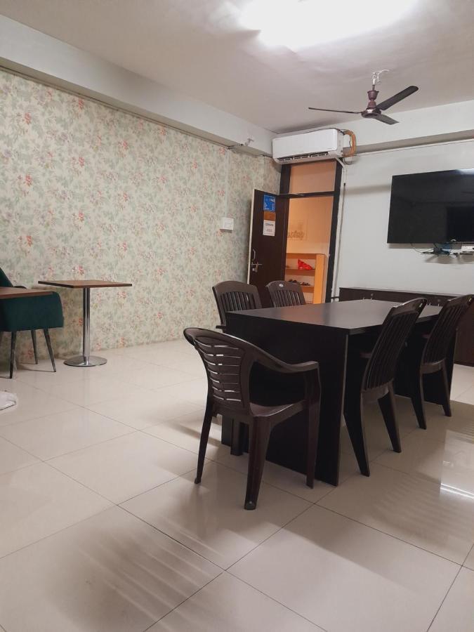 Homestay Ac Dormitory Нью-Делі Екстер'єр фото