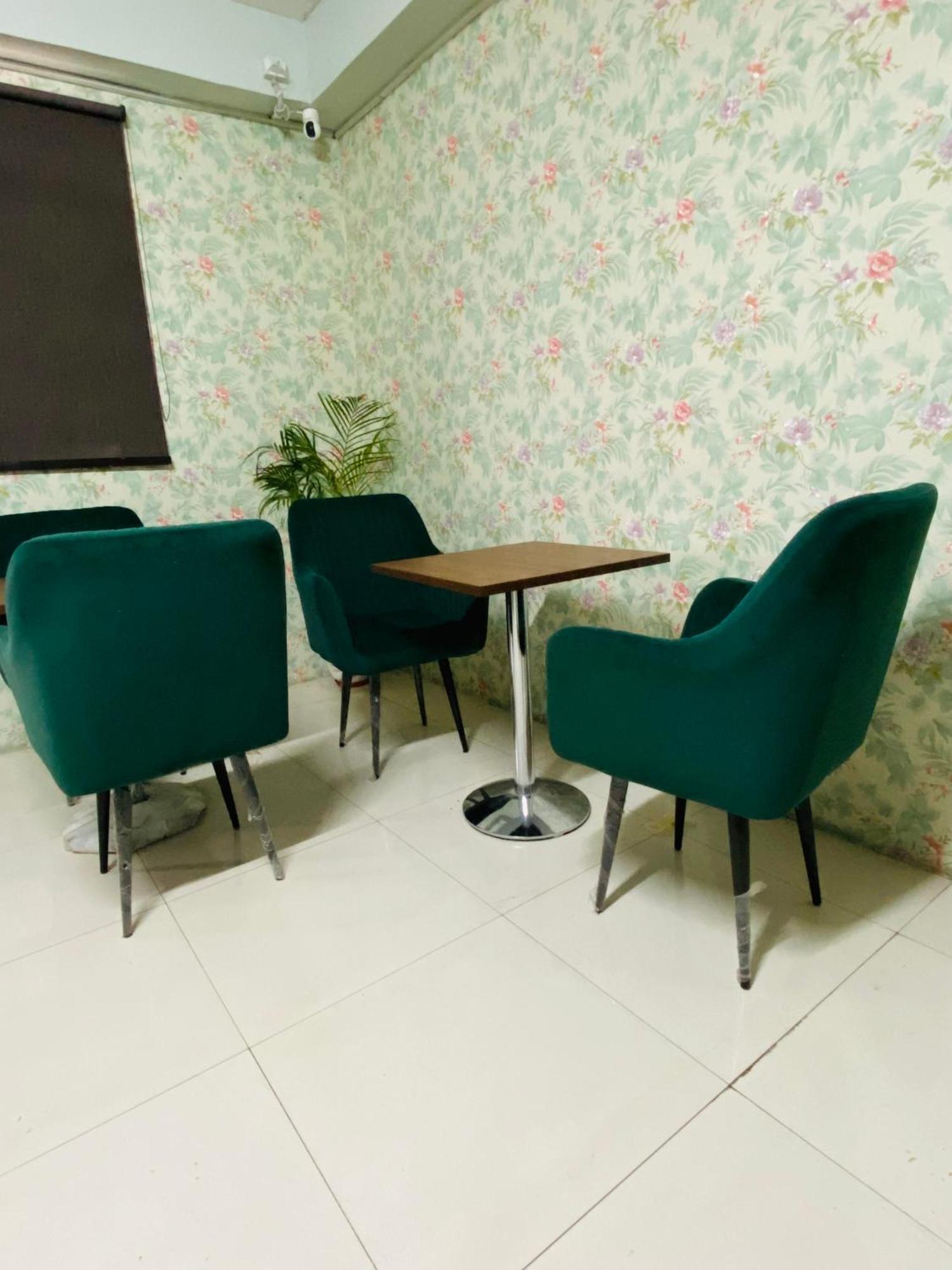Homestay Ac Dormitory Нью-Делі Екстер'єр фото