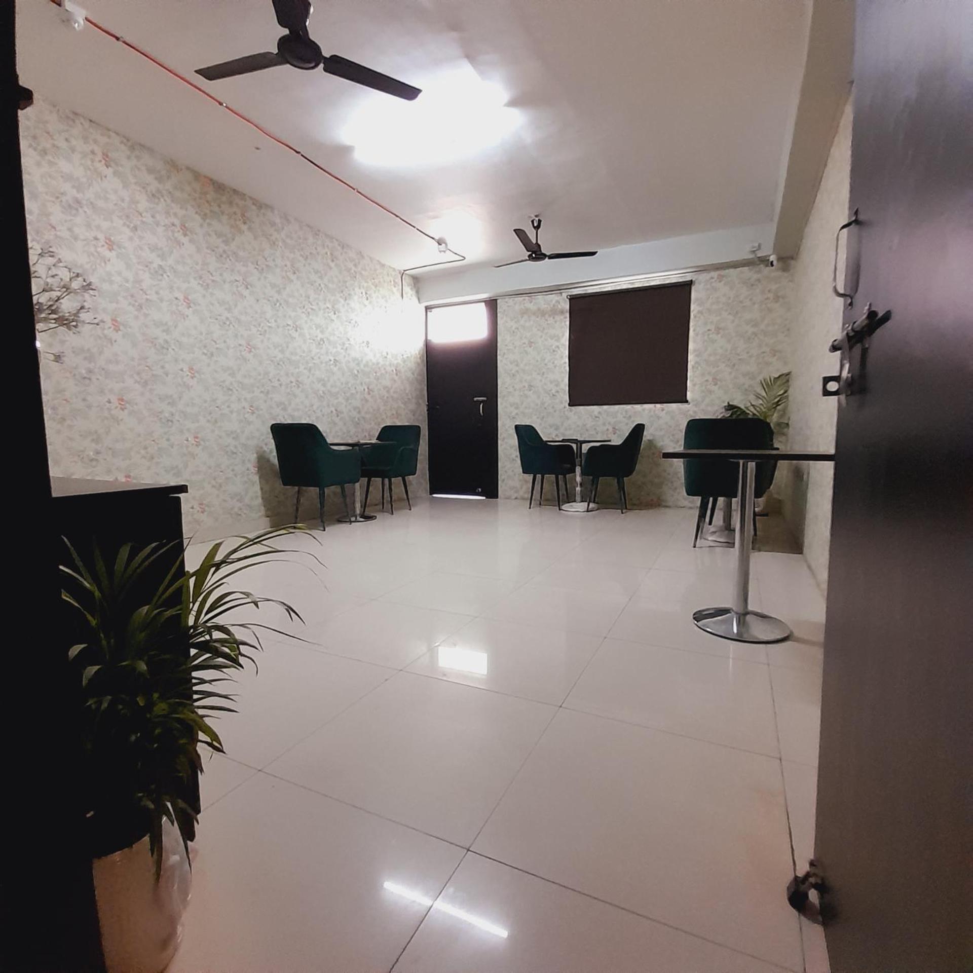 Homestay Ac Dormitory Нью-Делі Екстер'єр фото
