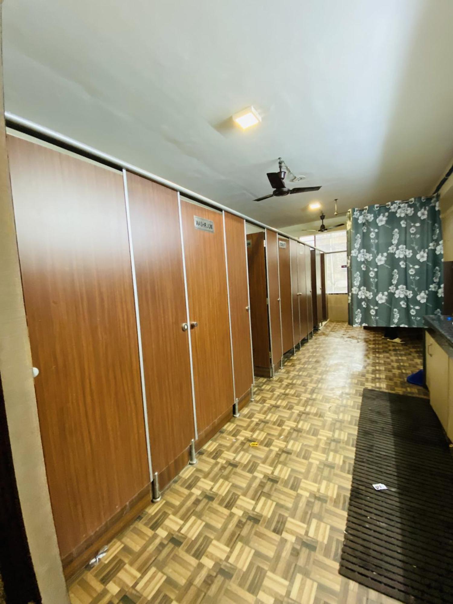 Homestay Ac Dormitory Нью-Делі Екстер'єр фото